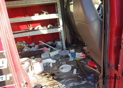 2004 Chevrolet Express z USA, uszkodzony, nr VIN 1GCGG25V641134411